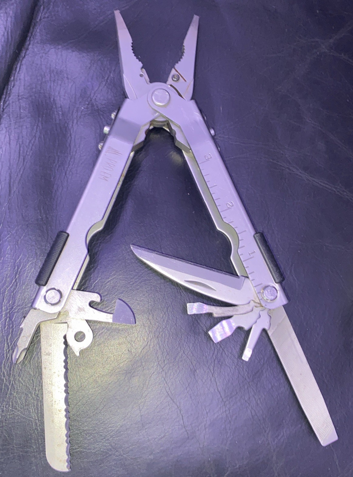 Gerber Silver Stainless Steel Multiplier w/ 12 Multi-Tools Needle Nose Pliers