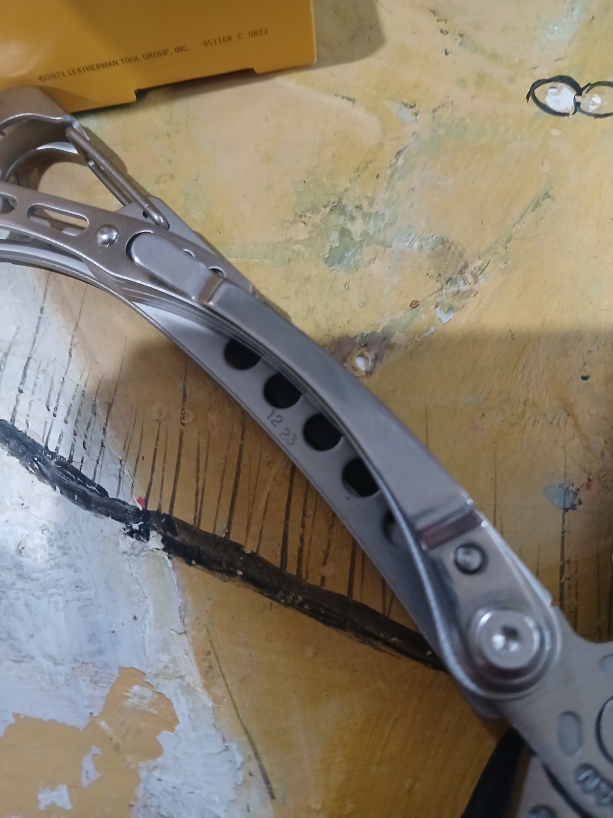 Unused Leatherman Skeletool Multitool- W/ Genuine Brown Leather Sheath USA Boxed