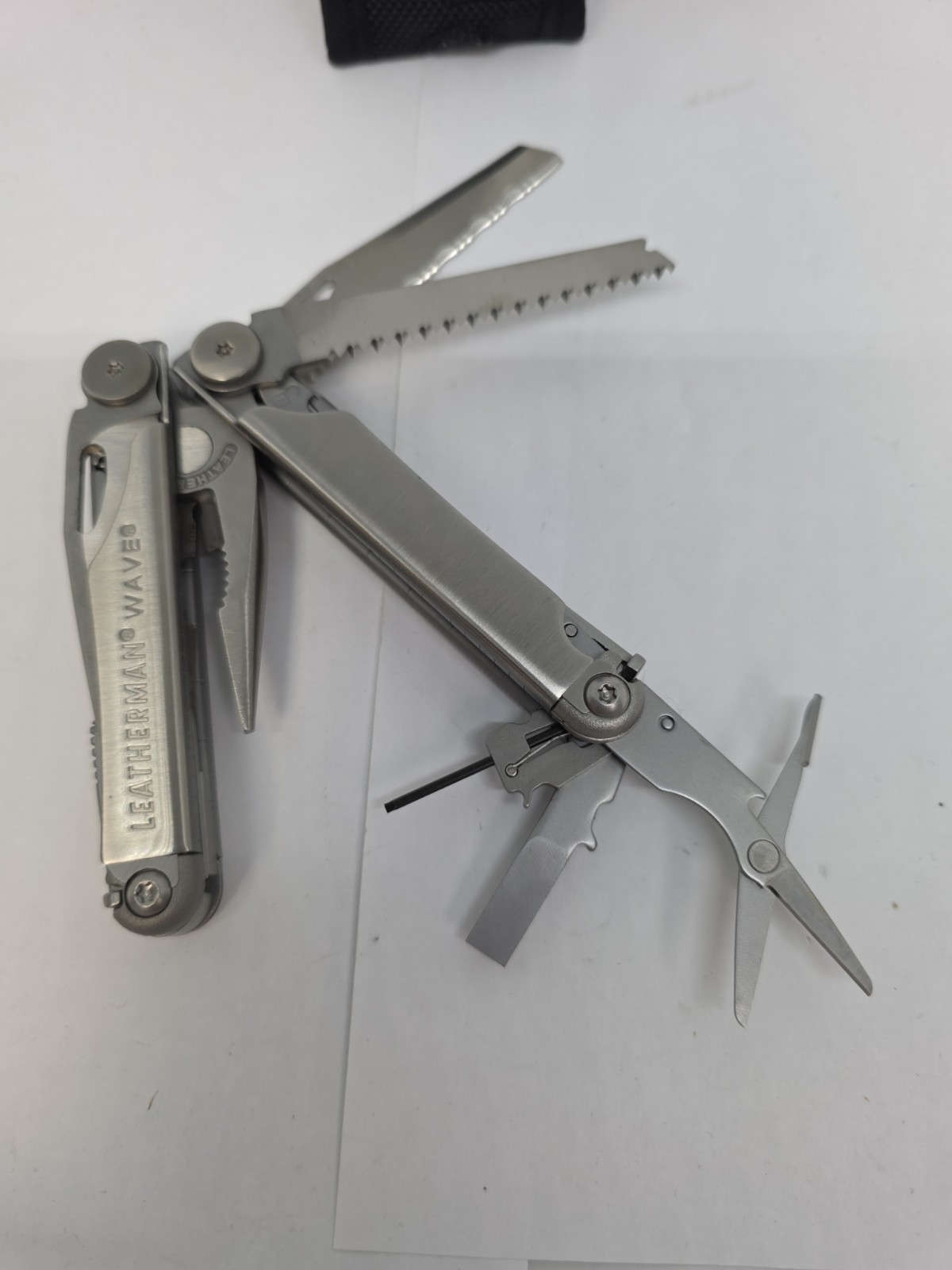 Leatherman Wave Multi-Tool Stainless, Knife, Pliers, with Nylon Sheath, USA