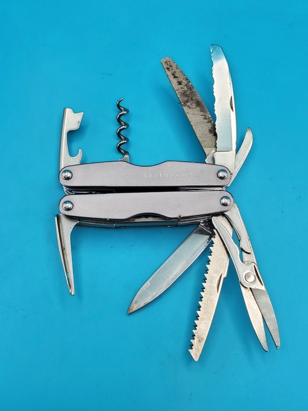 Retired Leatherman Juice PRO Gray Multi-tool! RARE! WITH SHEATH!