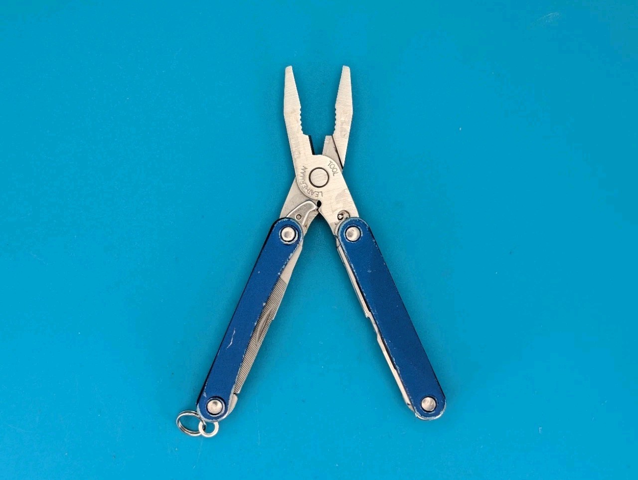 Leatherman SQUIRT PS4 Multi-Tool With Pliers Scissors Knife BLUE!