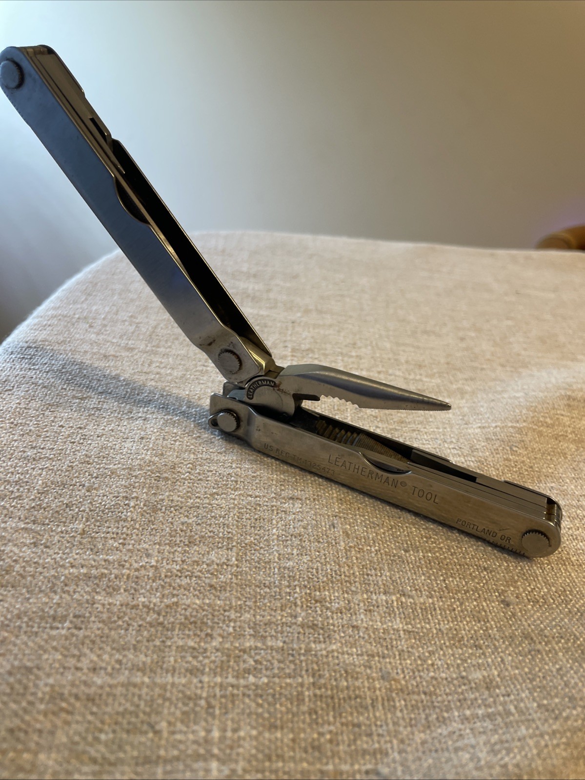 The Original Marlboro Country Store Leatherman Pocket Survival Multi Tool 1995