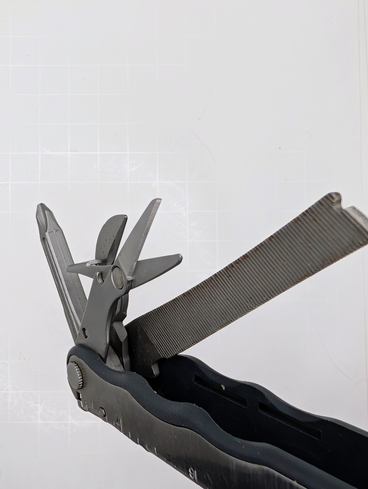 Leatherman BLAST Multi-Tool – Rare & Retired 16-In-1 Multitool Spring Scissors