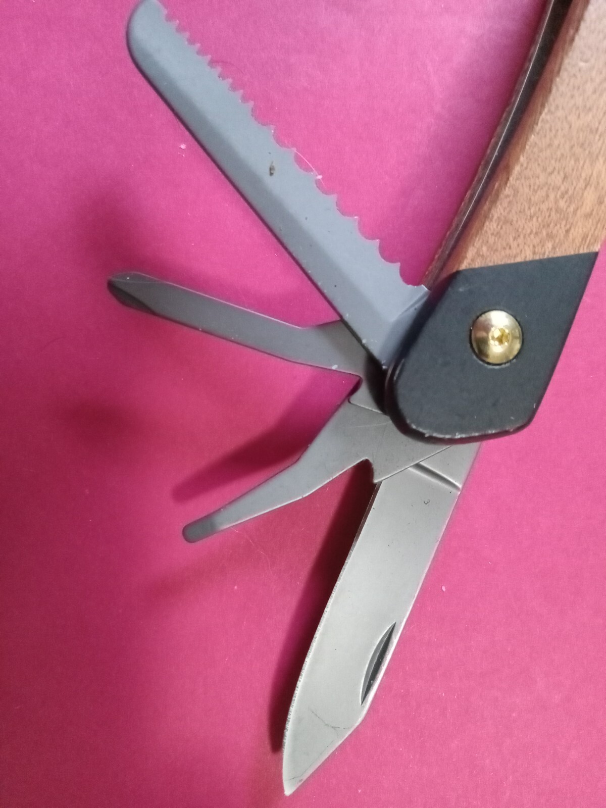New Gentlemen’s Hardware Pliers Multi-Tool No 627 