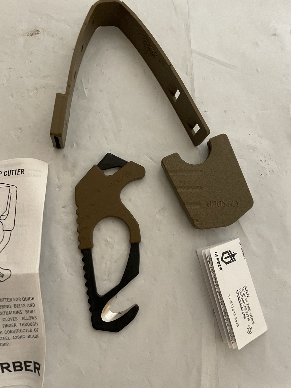 Gerber 30-000132 Emergency Strap, Webbing And Belt Cutter
