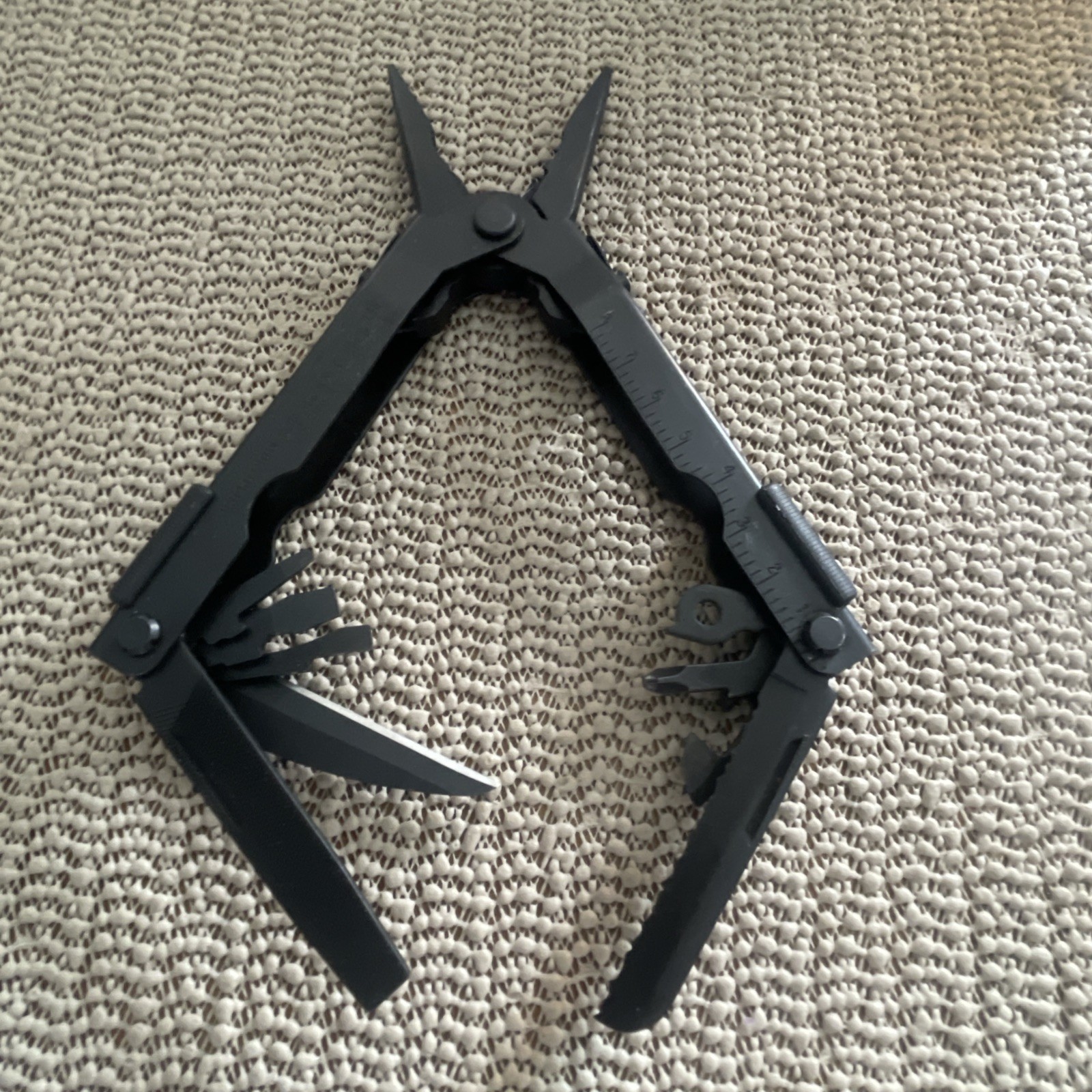 Gerber MP600 Black Oxide Multi-Tool Needle Nose Pliers