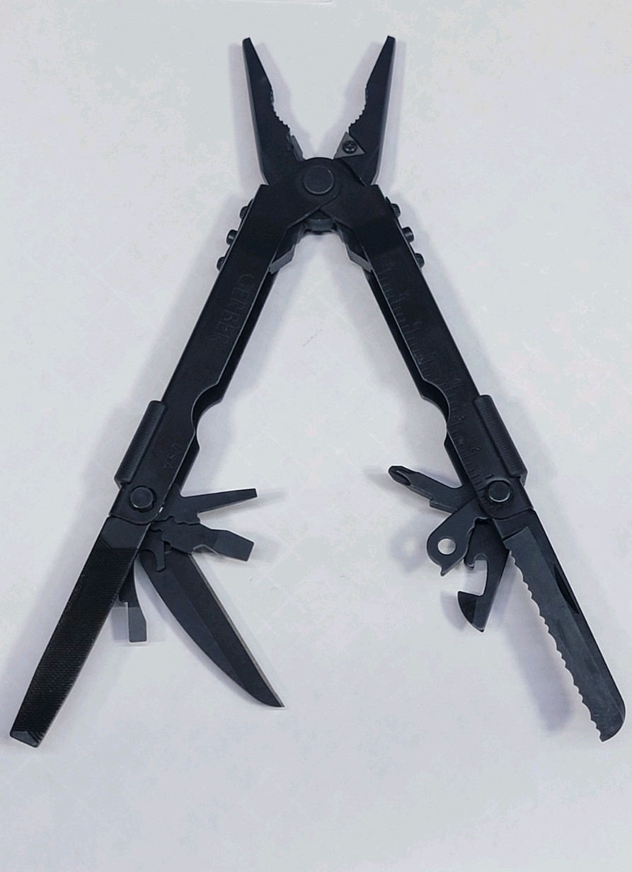 Gerber MP600 Black MultiTool Multiplier USGI Military Pocket Plier Tool Only NOS