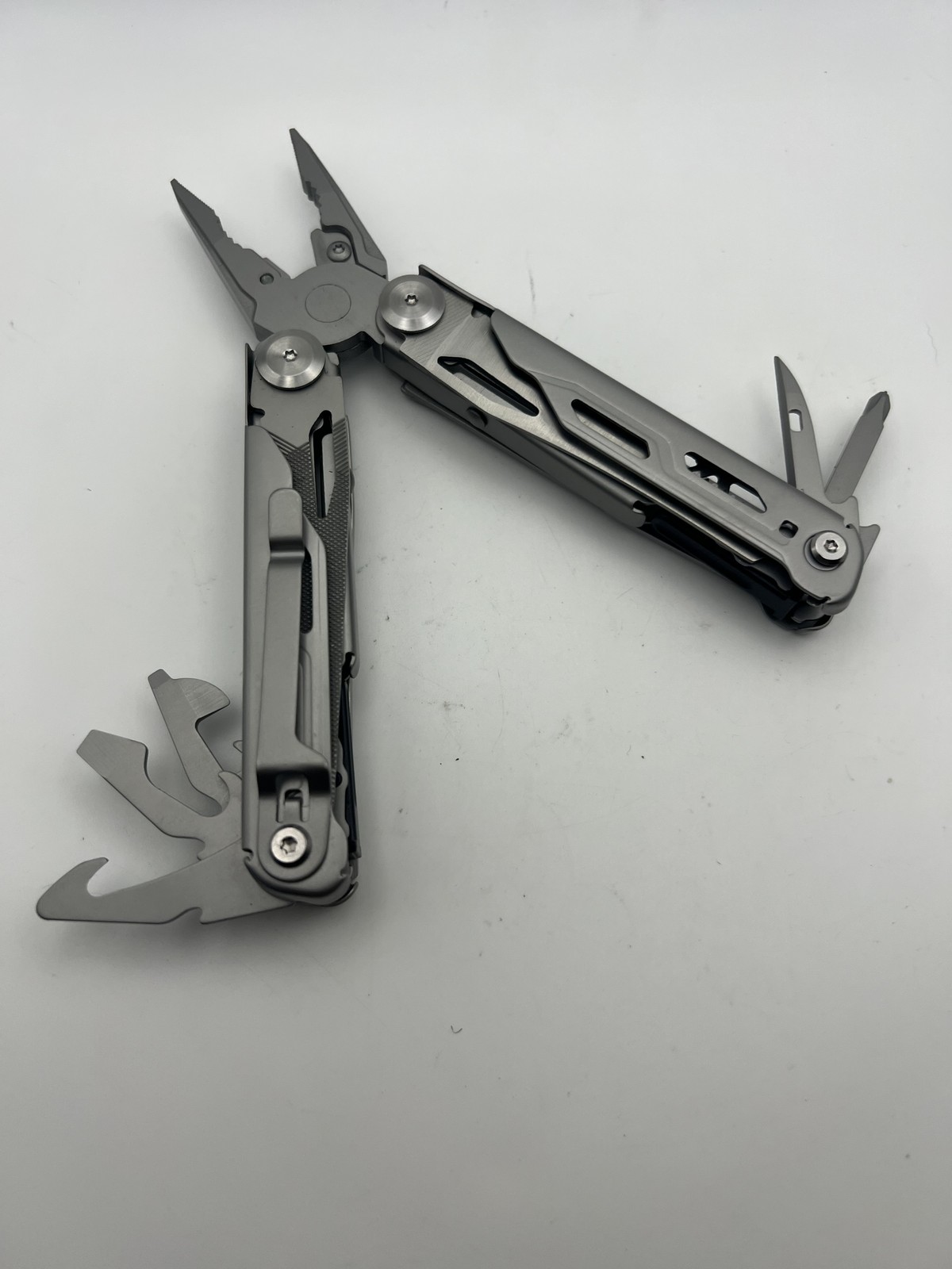Multitool Stainless Steel Pliers Knife Saw File Screwdrivers With Sheath Camping