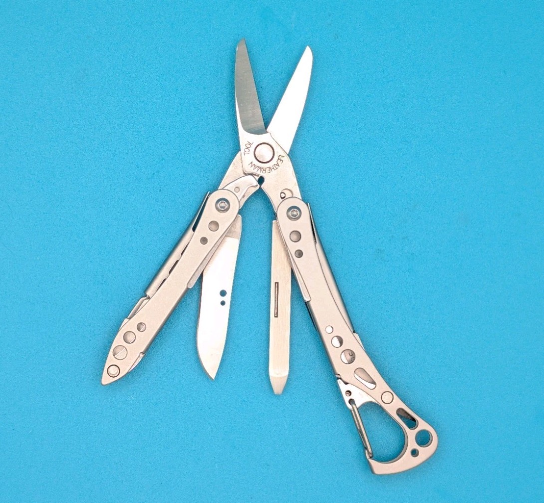 Leatherman Style CS Black Multi-Tool! FAST SHIPPING! *FARM CREDIT SERVICES*