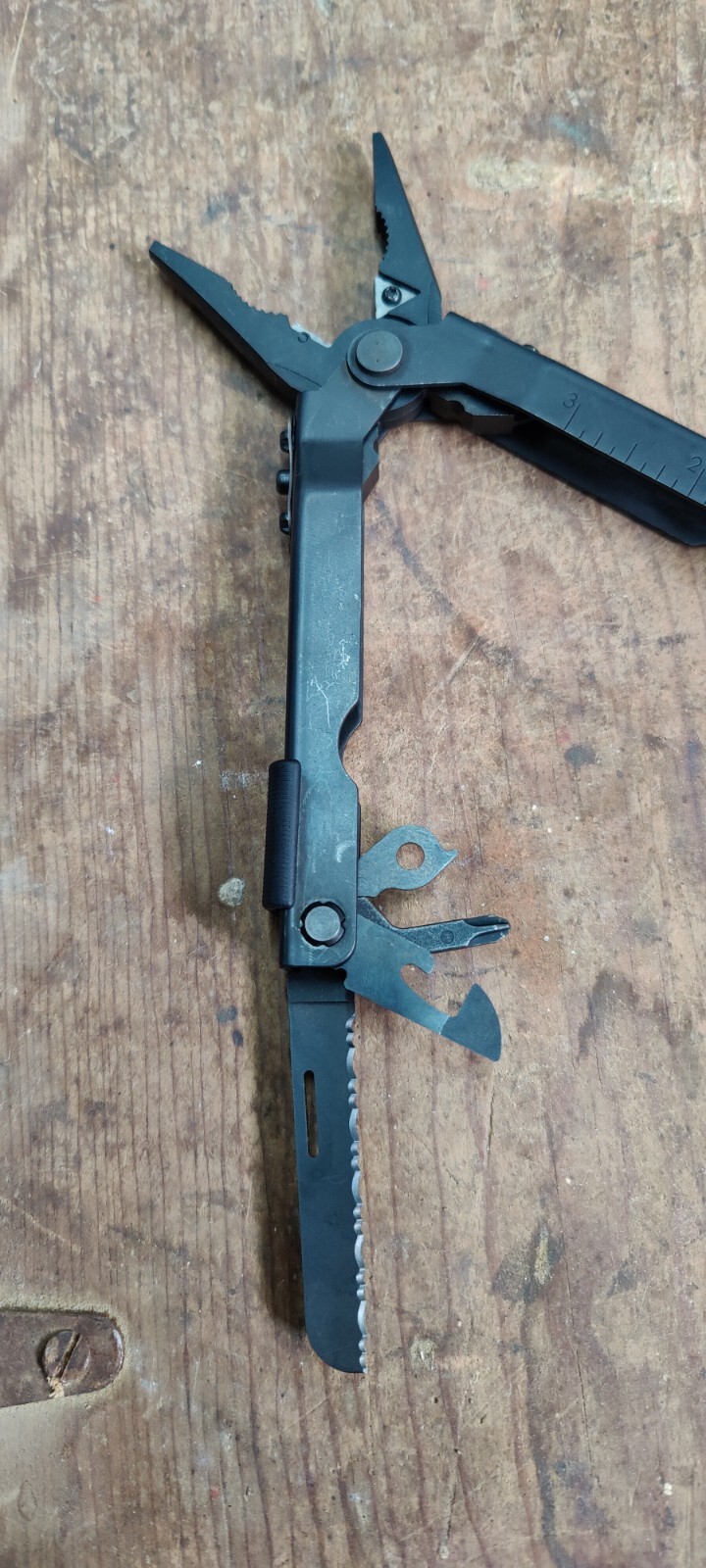 Gerber MP600 Multi-Plier Multi-Tool w/ Carbide Cutters & Sheath