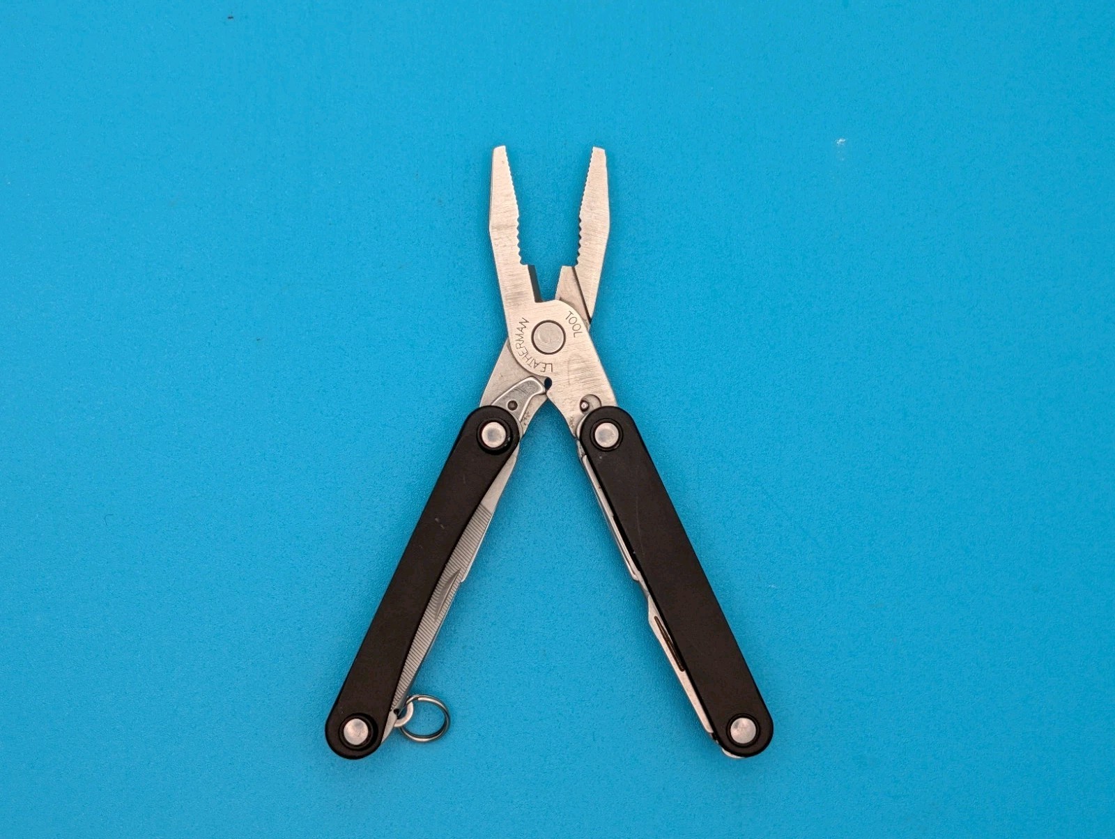 Leatherman SQUIRT PS4 Multi-Tool! BLACK! *broken nail file*