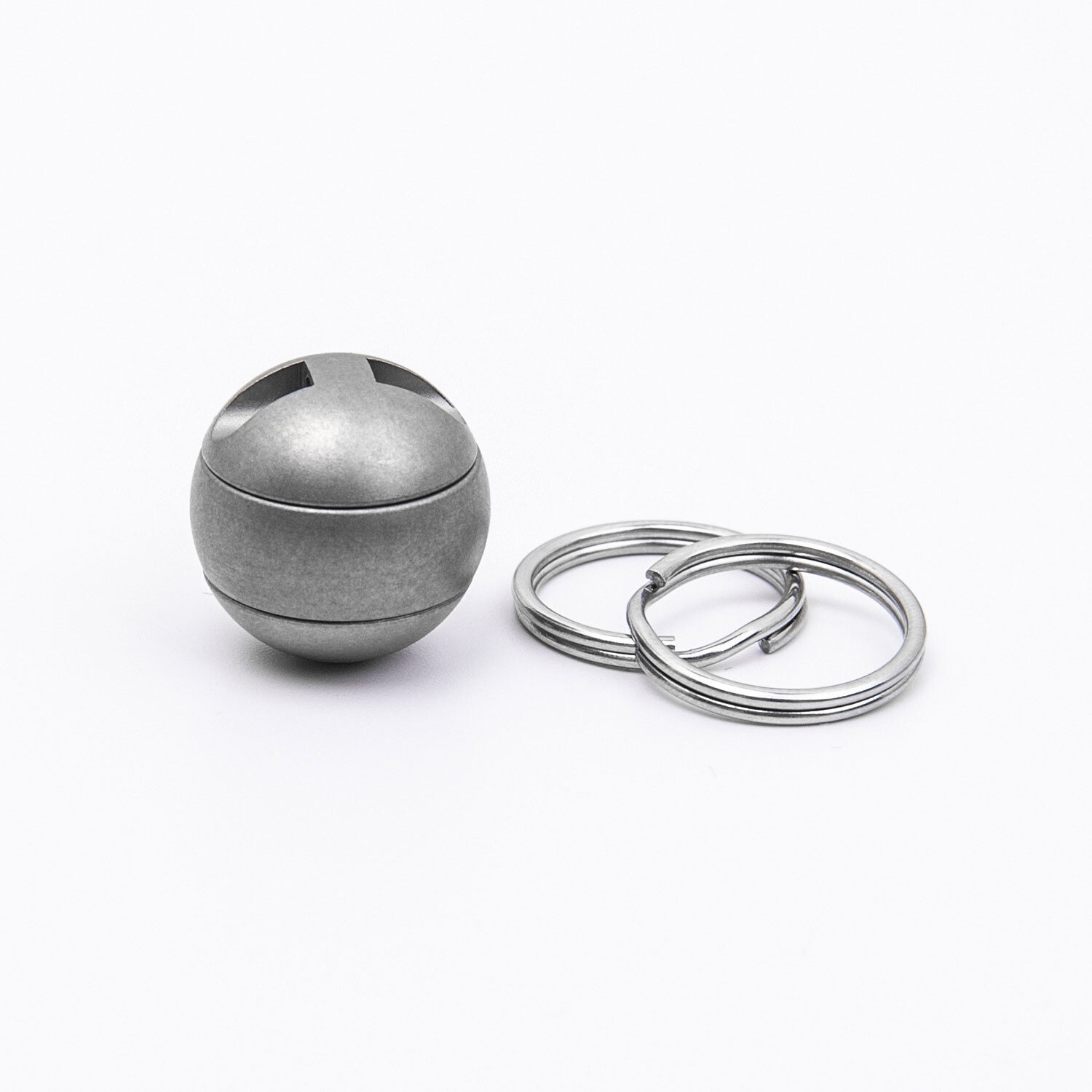 360 Degree Rotation EDC Titanium Gimbal Ring Portable Double Keychain Pendant