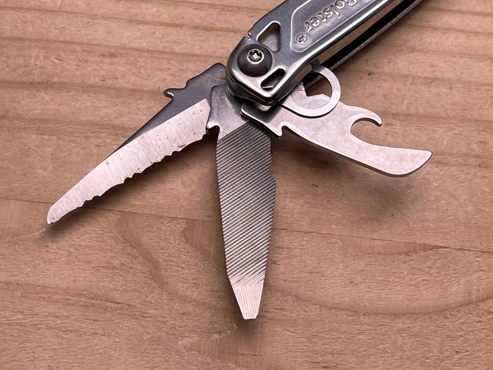Leatherman Bolster Folding Multi-tool Knife Plier