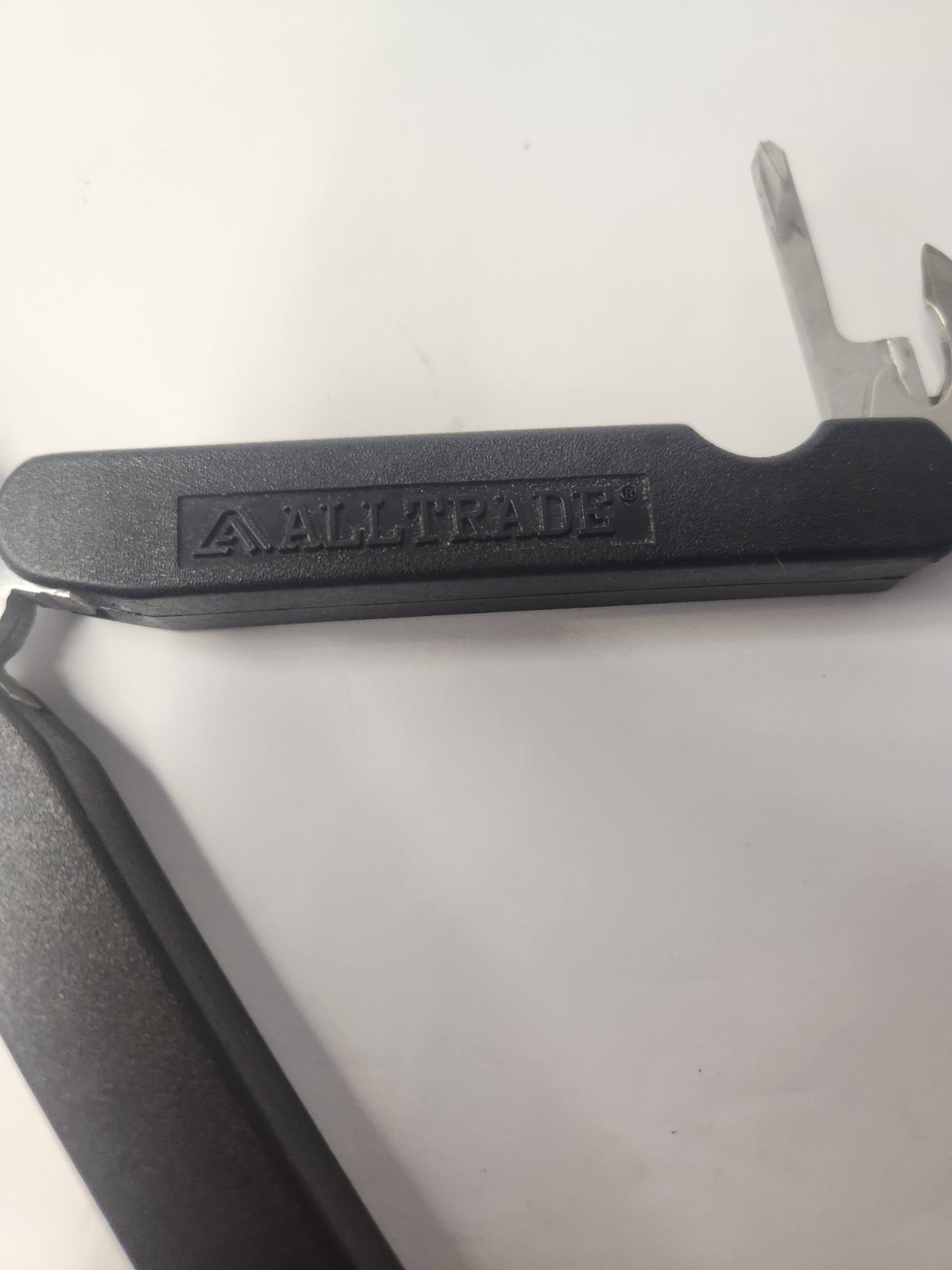 Alltrade Stainless Steel Multi-Tool 9 Tools With Belt Slide Case Black 4 1/2″ L