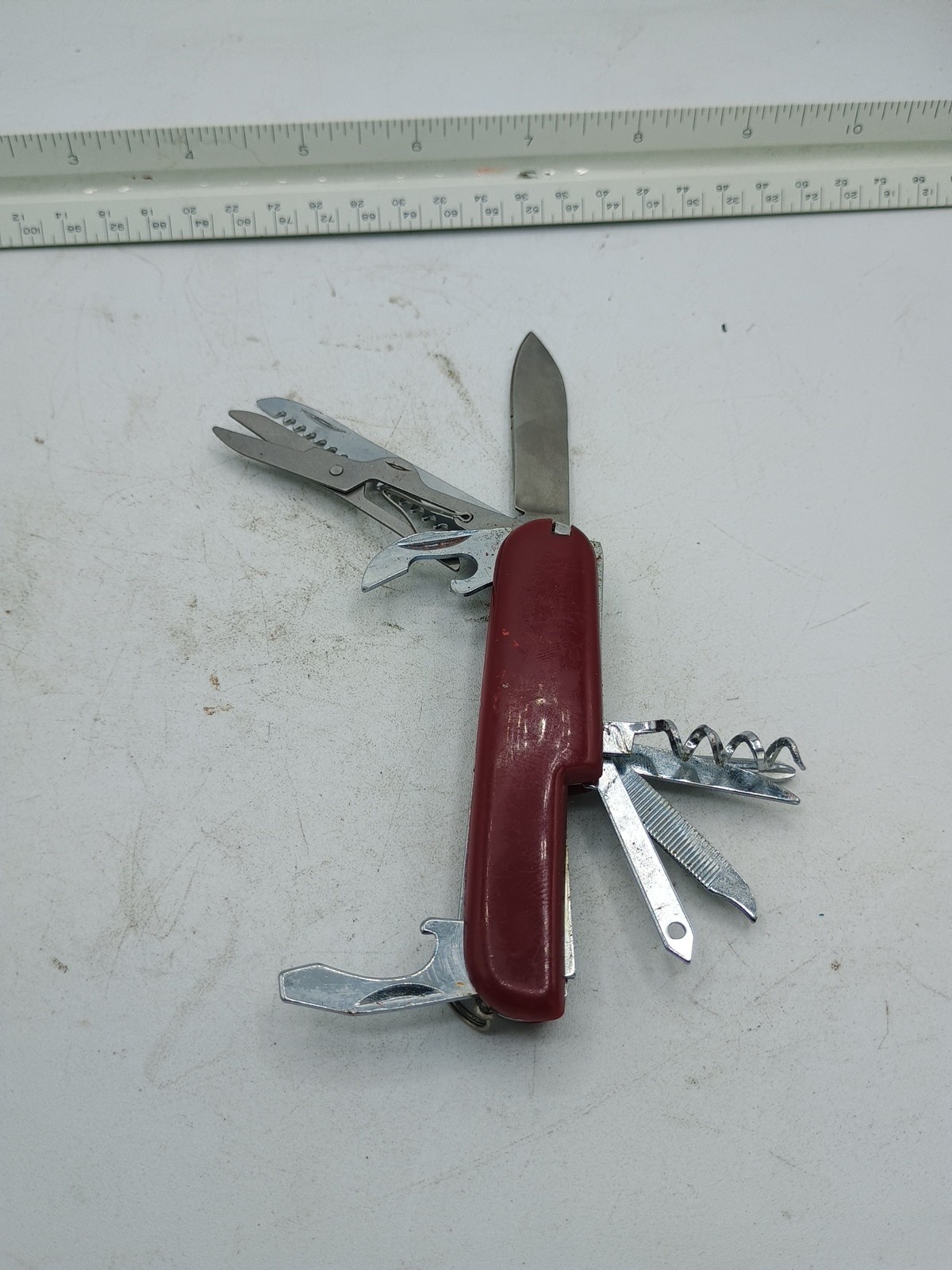Multi-Tool Pocket Knife Multi-Purpose with 8 Functions. Vtg