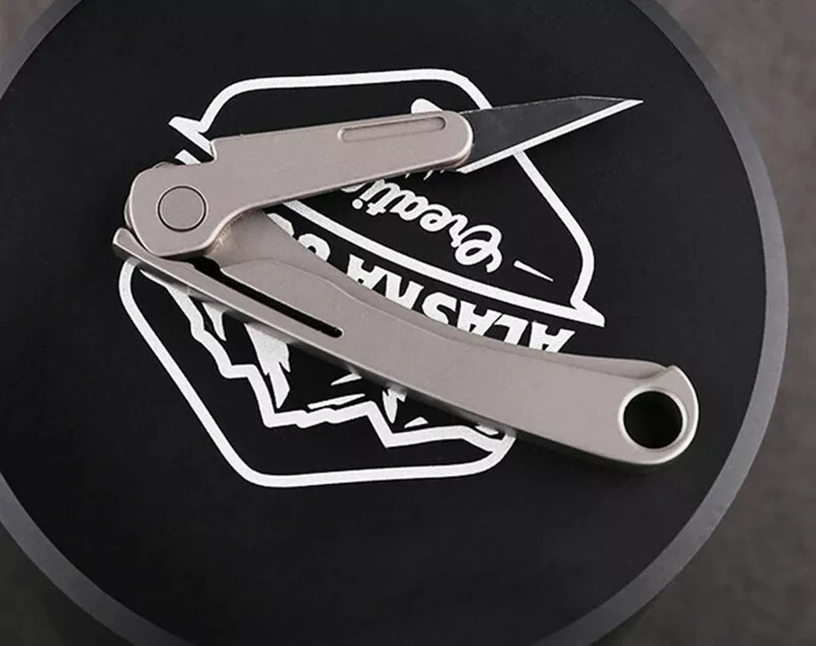 TC4 Titanium Portable Keychain Utility Knife Outdoor EDC Surgical Folding Knife