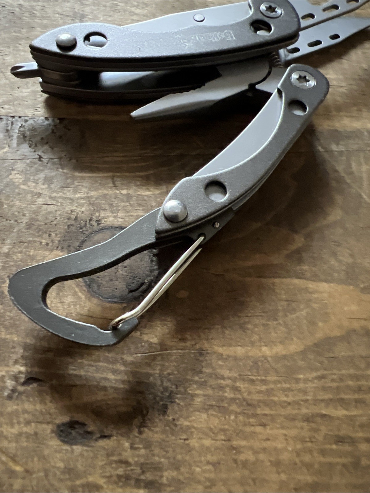 Hoffman Richter Mini Multitool 7-in-1 Knife Bottle Phillips Serrated Knife Plier