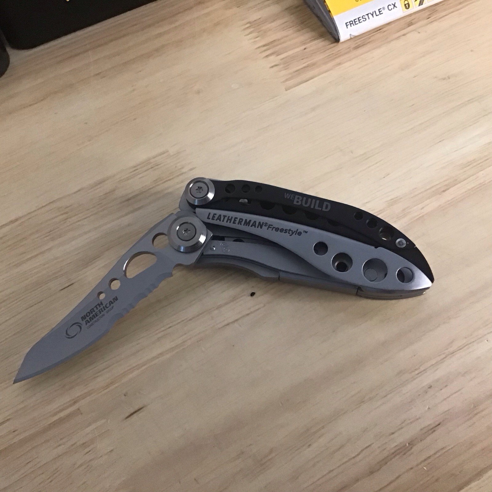 RARE Leatherman RETIRED FREESTYLE Multi-tool New Condition. Branded