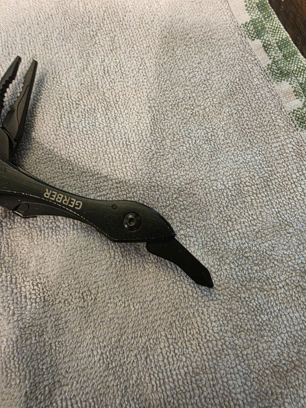 Gerber Crucial Multi Tool Pliers Knife Partially Serrated EDC Folding