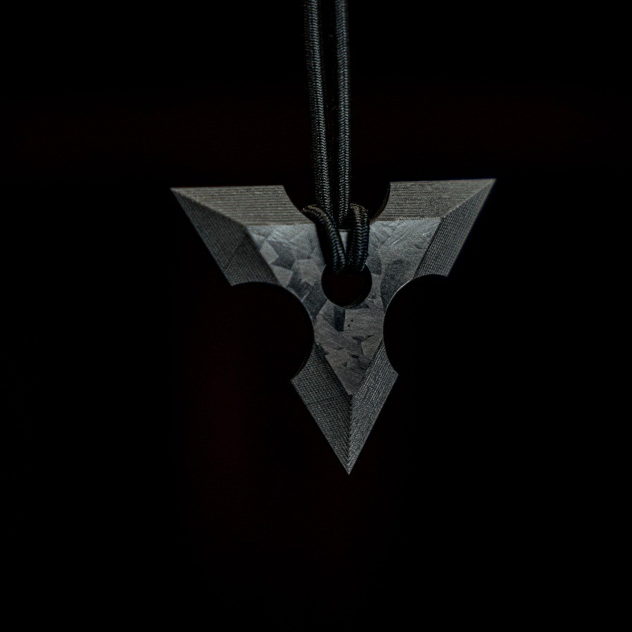 Black Carbon Fiber Triangular Keychain EDC Tool