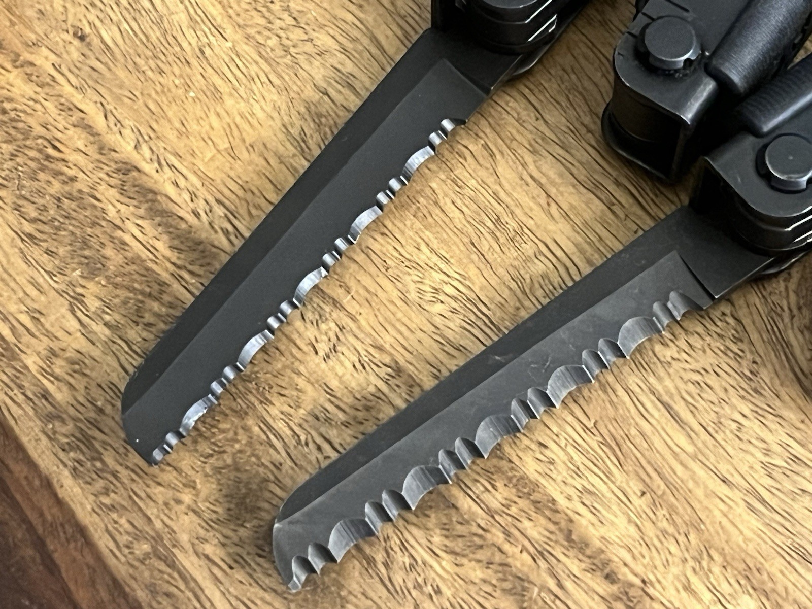 -USA- Gerber Multi Tool MP600 SUPER Nice! w/Gerber Sheath TSA Confiscated Lot 2