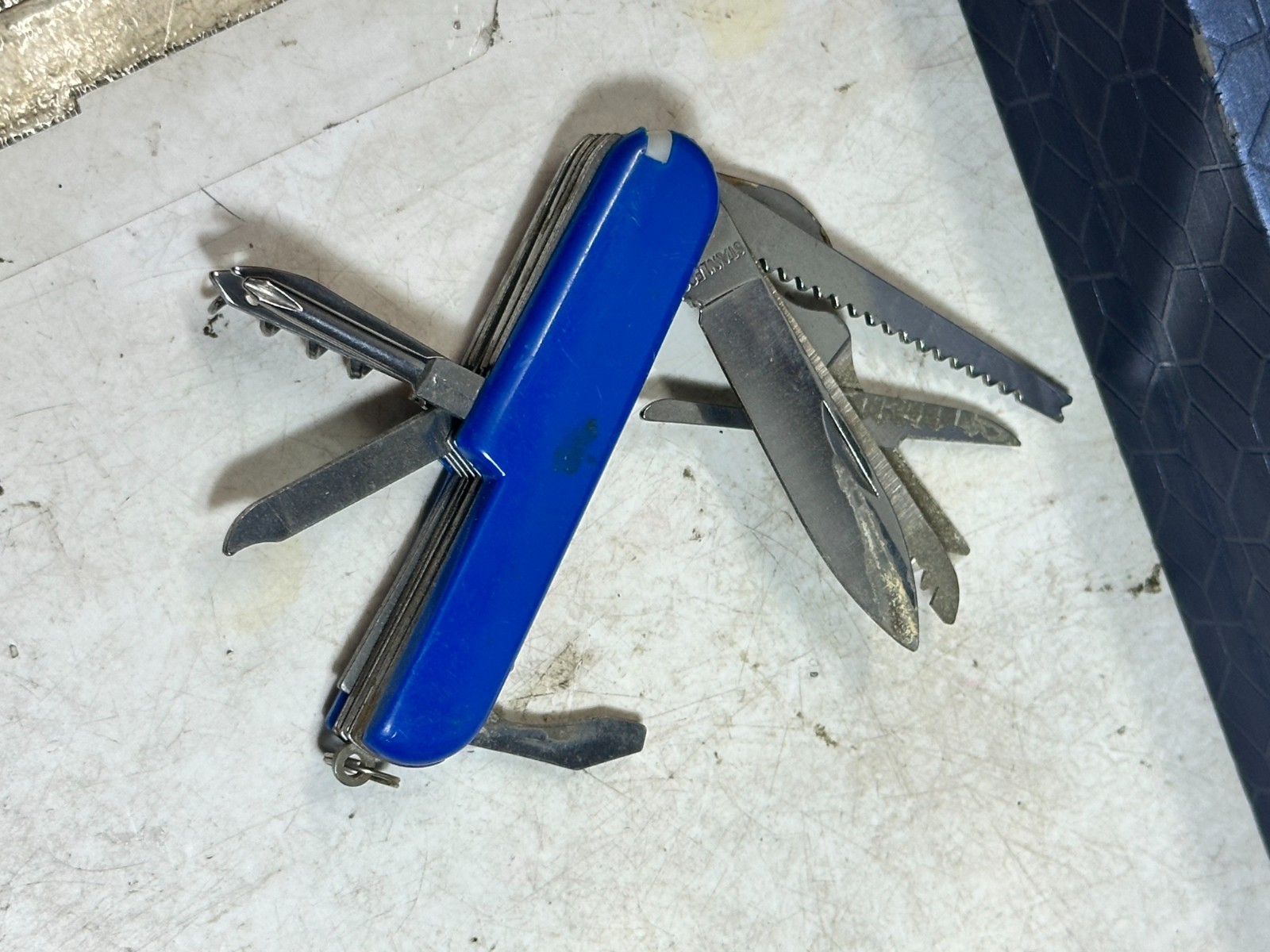 Vintage Blue Multi Tool Pocket Knife Saw Scissors Corkscrew Camping EDC