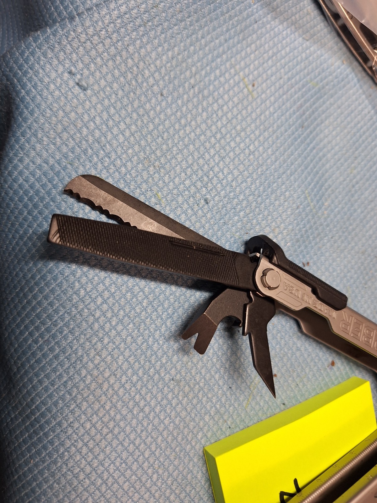 1 GERBER CENTERDRIVE Multi Tool U.S.A. Camping Fishing Lot Z103