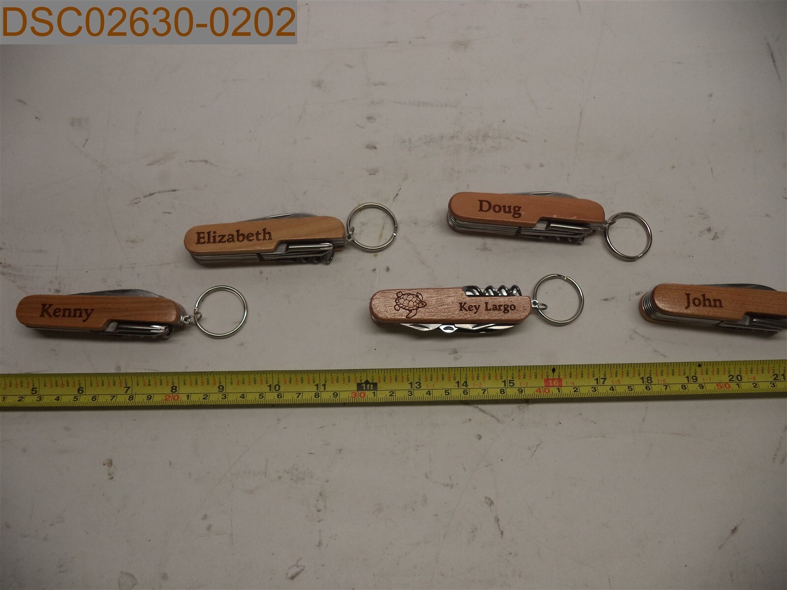 QTY=144:MIXED LOT OF PERSONALIZED NAMES: Key Largo Swiss Army Pocket Knifes 3.5″