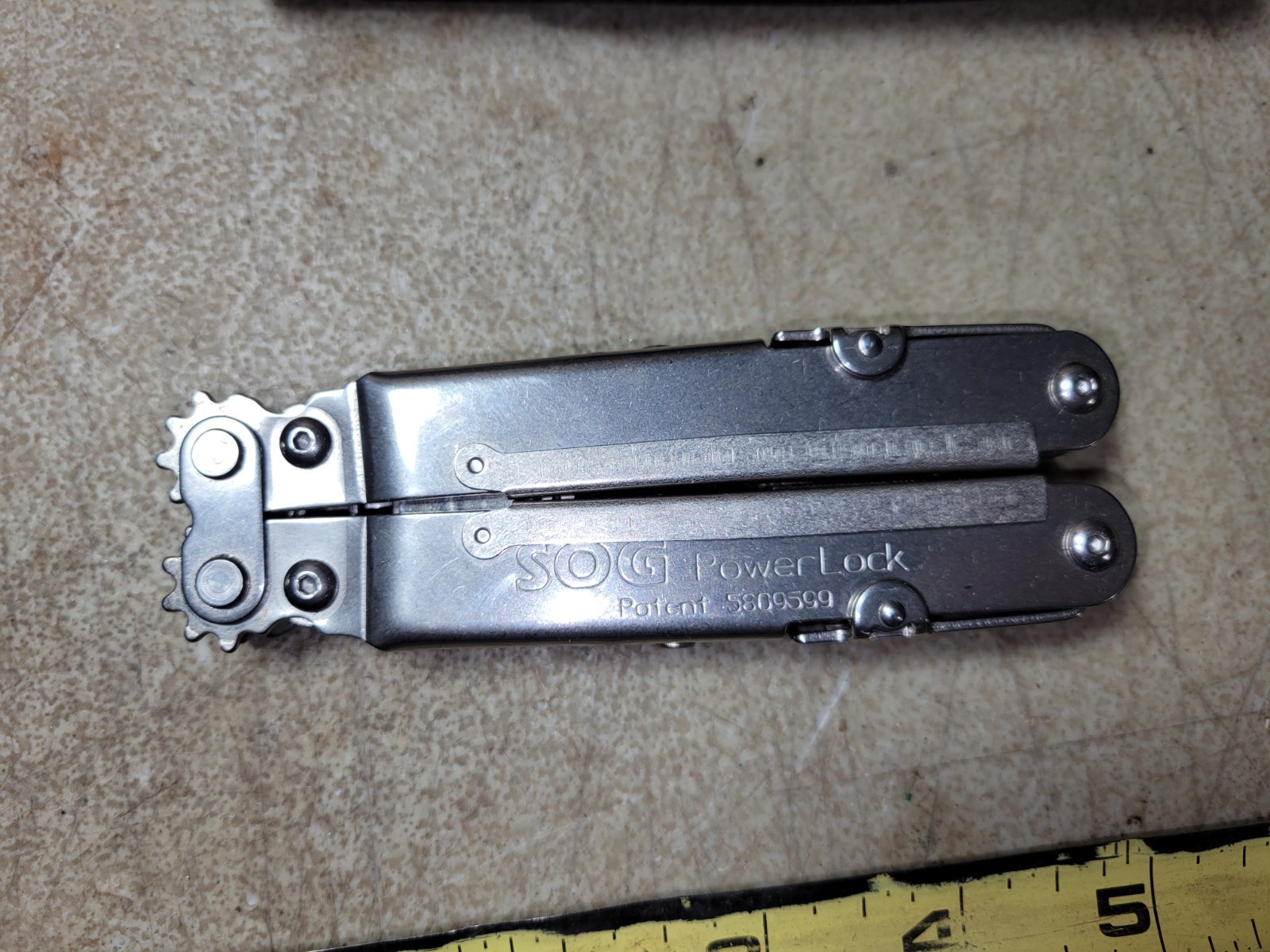 Fine SOG Power Lock Multi-Tool Stainless Steel Serrated Knife Opener