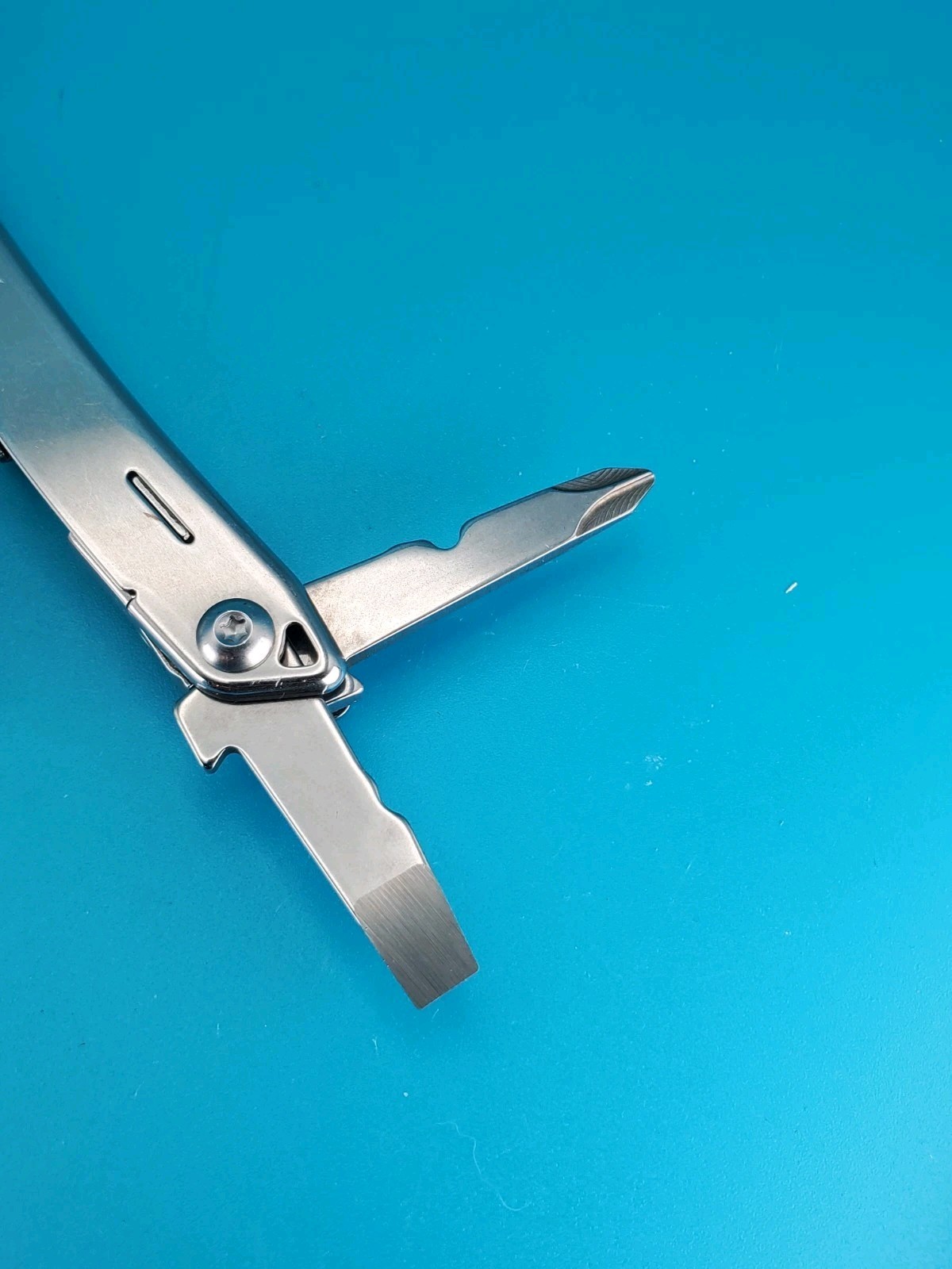 LEATHERMAN WINGMAN MULTI-TOOL! FAST SHIPPING! *IAN 2023*