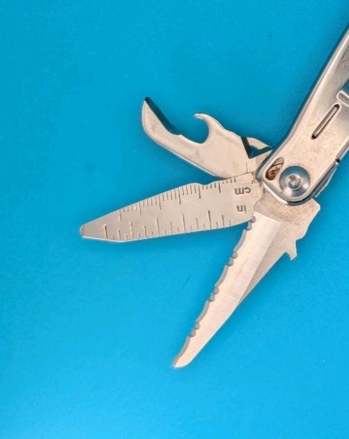 Leatherman Bolster 13 Tool Stainless Steel Multi-Tool!