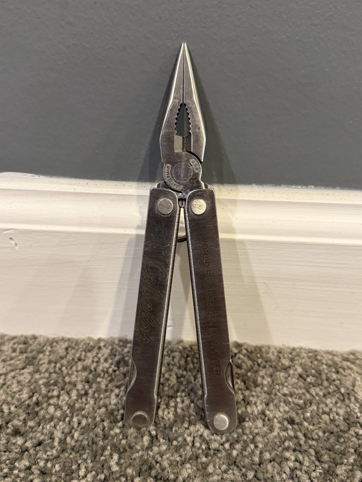 Cabelas Letherman Multi Tool Silver With Ring Made In USA Good Condition