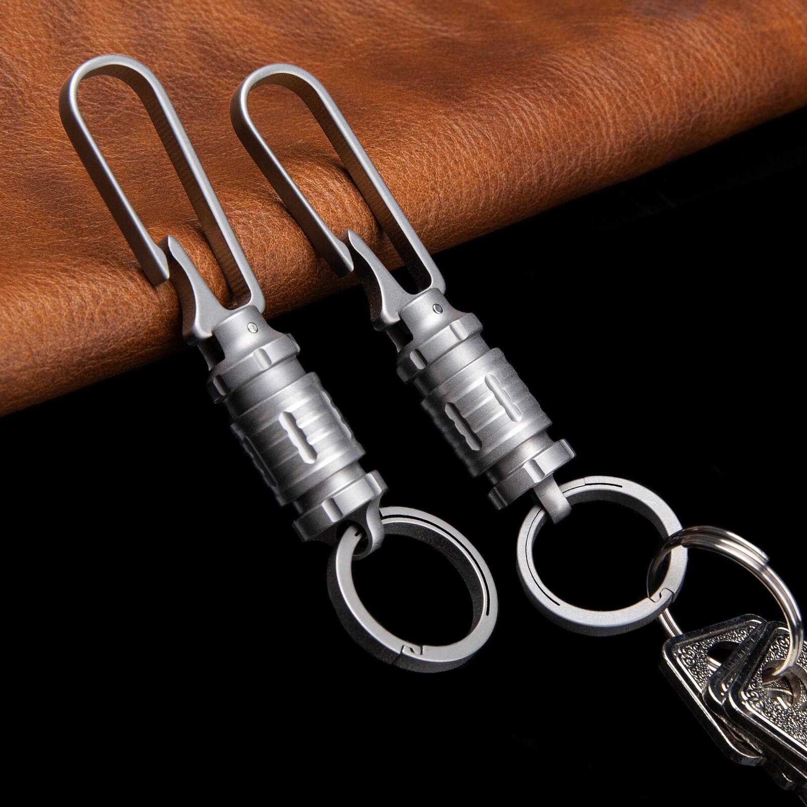 360 Degree Titanium Integrated Belt Universal Quick Release Buckle EDC Keychain