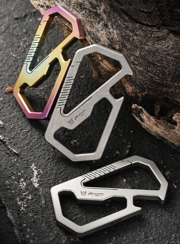 EDC Titanium Keychain Carabiner Car Key Holder Organizer with Bottle Opener Tool