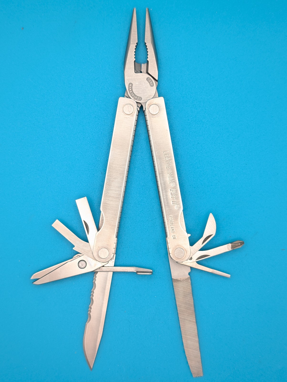 Leatherman PST 2 Multi Tool! 07/03 date stamp! Fast Shipping! WITH SHEATH!