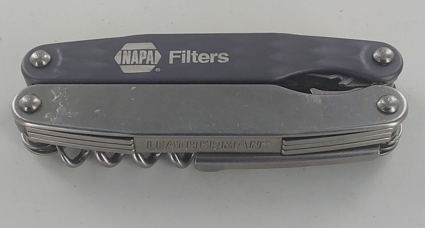 Leatherman JUICE C2 Multi-Tool Knife,Napa Filters, Gray/Silver Gen 2 -Rare