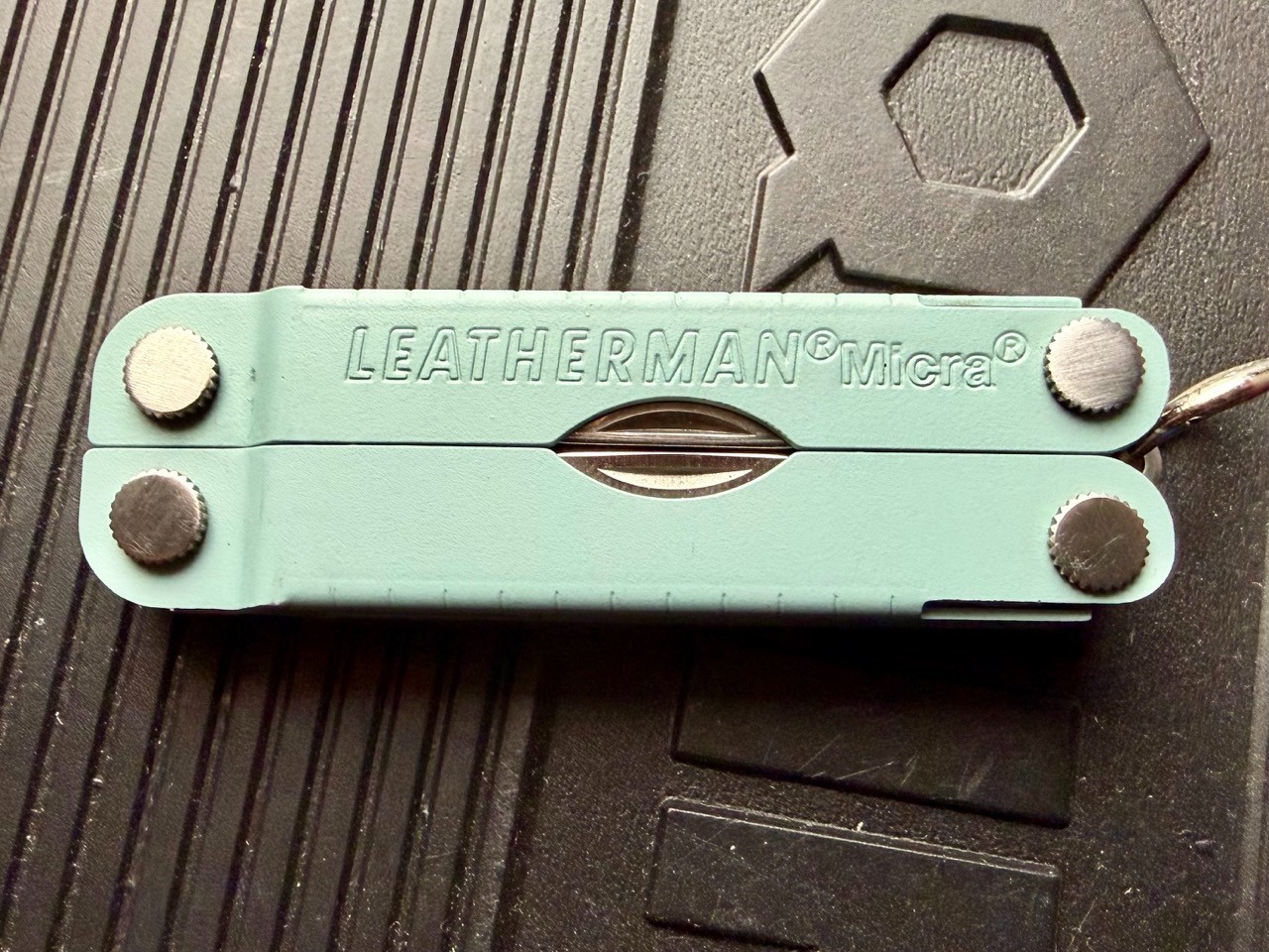 Leatherman Micra 10-in-1 Multitool Anodized Aluminum – Arctic Blue (w/ XL ring)