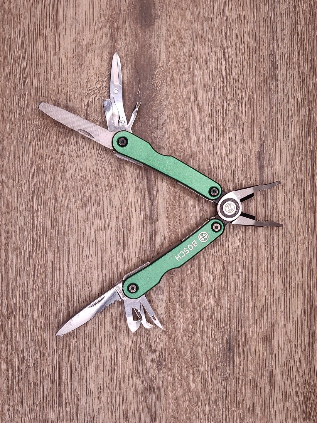 Bosch Multitool 13 in 1 multifunction tool
