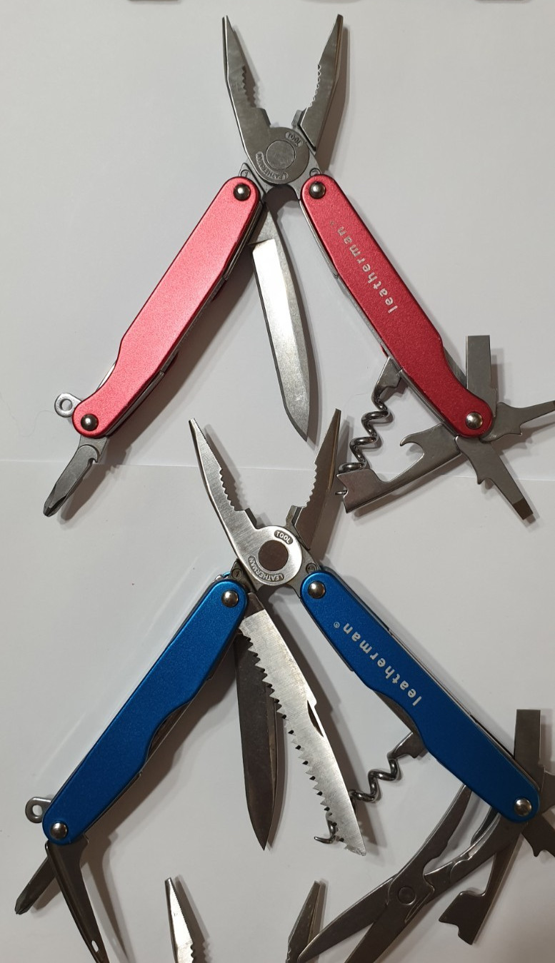 🔥 Leatherman Juice C2 S2 CS4 Set Blue Orange Red Retired MultiTool Collectable