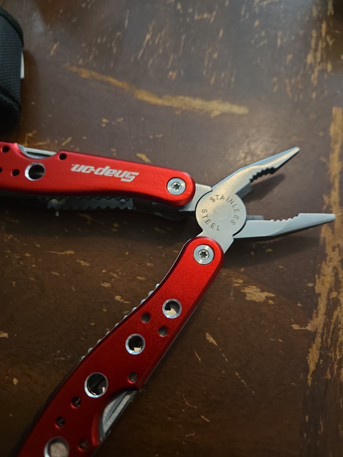 Snap On Tools Multi Tool Folding Pocket Knife W/ Pliers Compact Tool