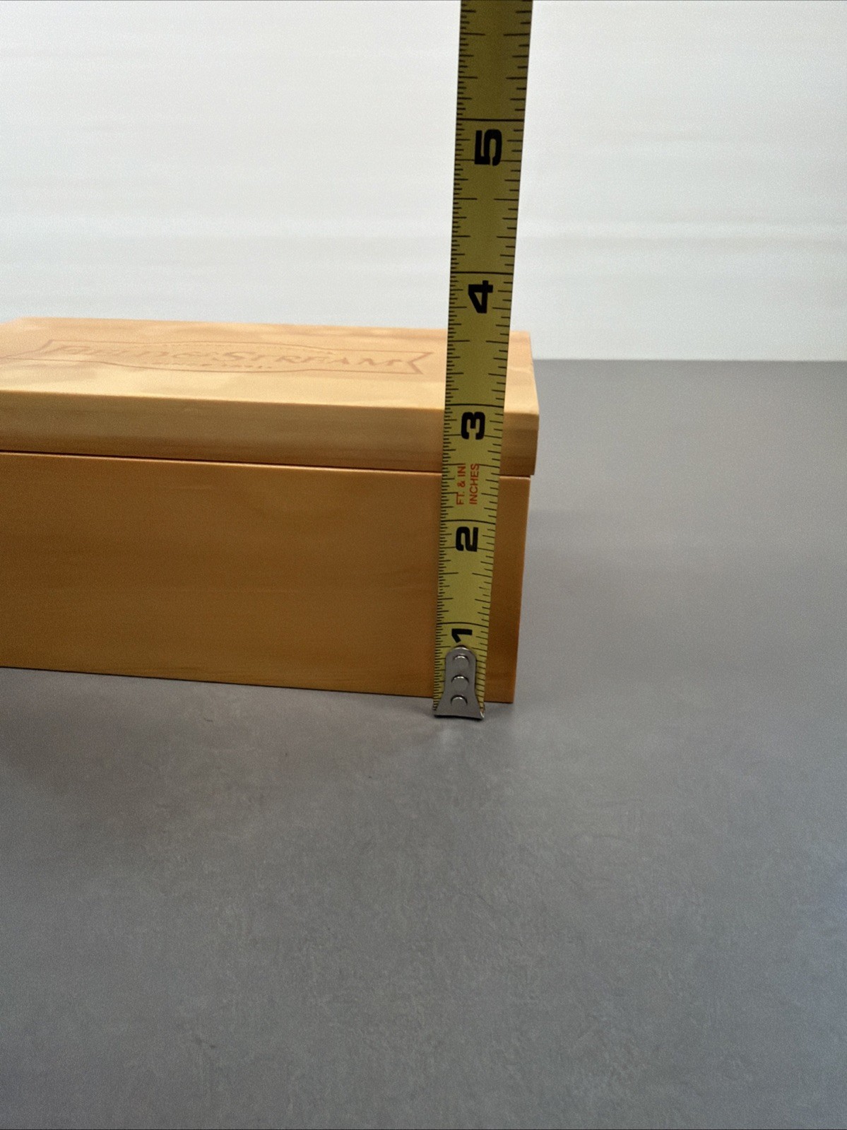 Field & Stream Multi Tool 10 Function In Wooden Box Bt17