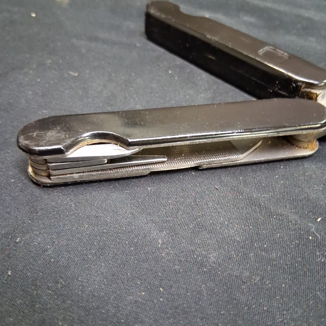 Black Handle Stainless Steel Folding MultiTool