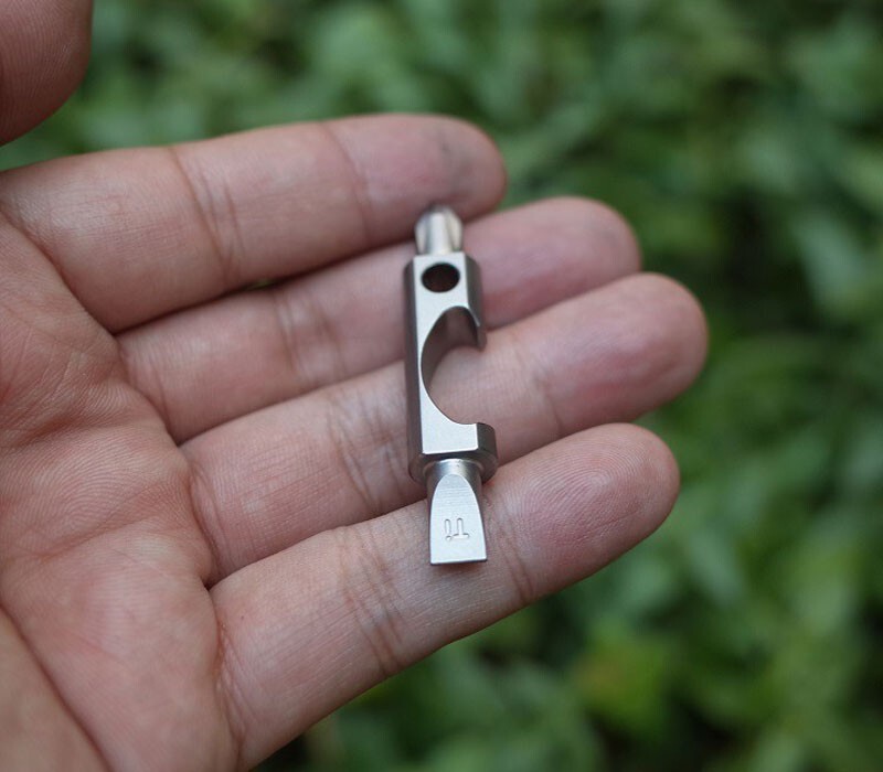 EDC Portable Titanium Multi Tools Bottle Opener Bolt Driver Screwdriver Keychain