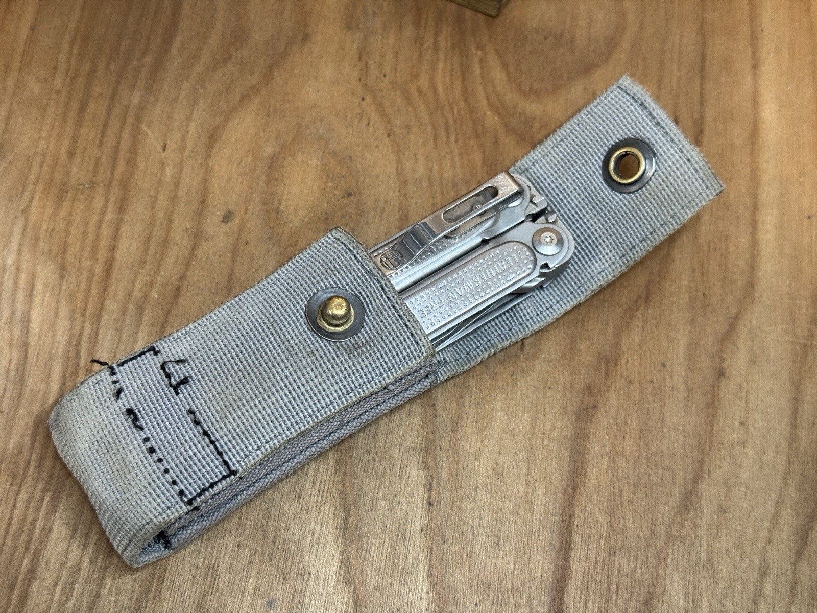 LEATHERMAN FREE P2 W/Sheath Multi Tool Retired Rare USA EXCELLENT!