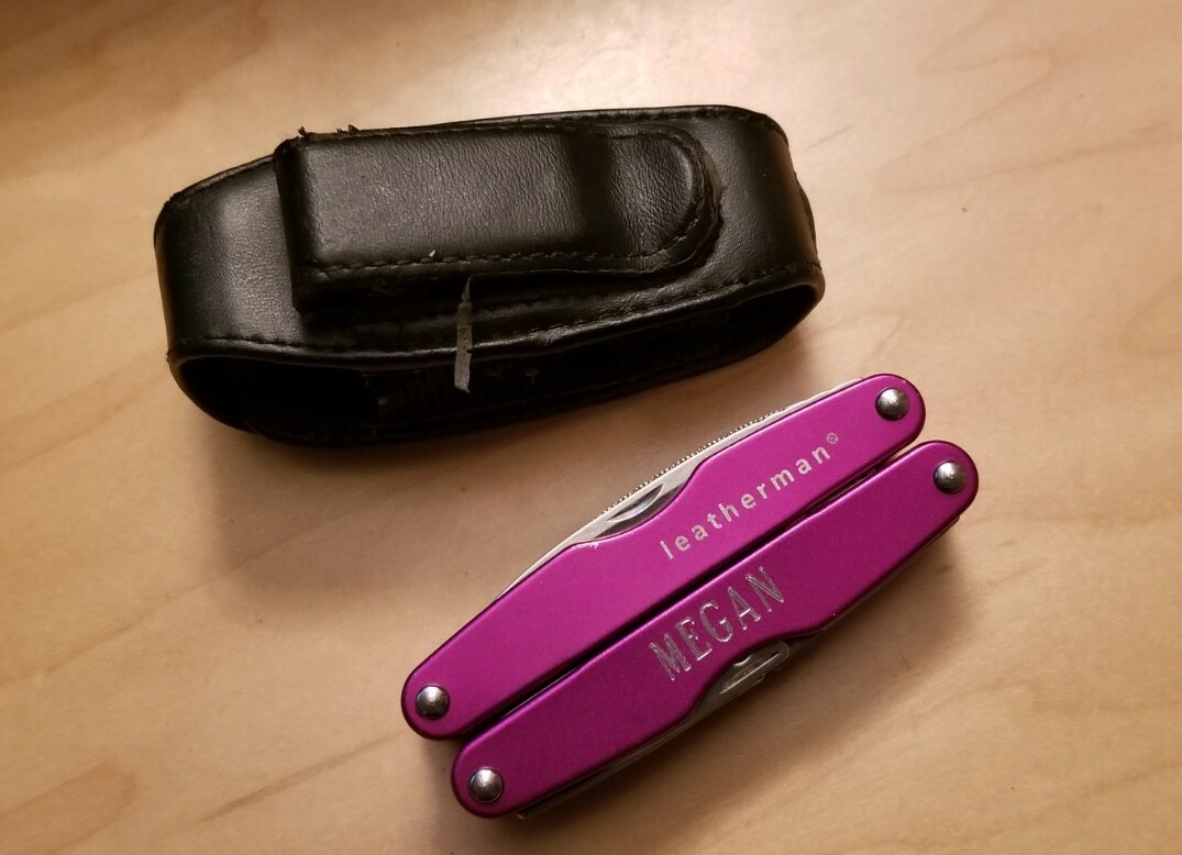 RARE Leatherman Juice XE6 Purple Thunder Original Sheath – Great Condition T86
