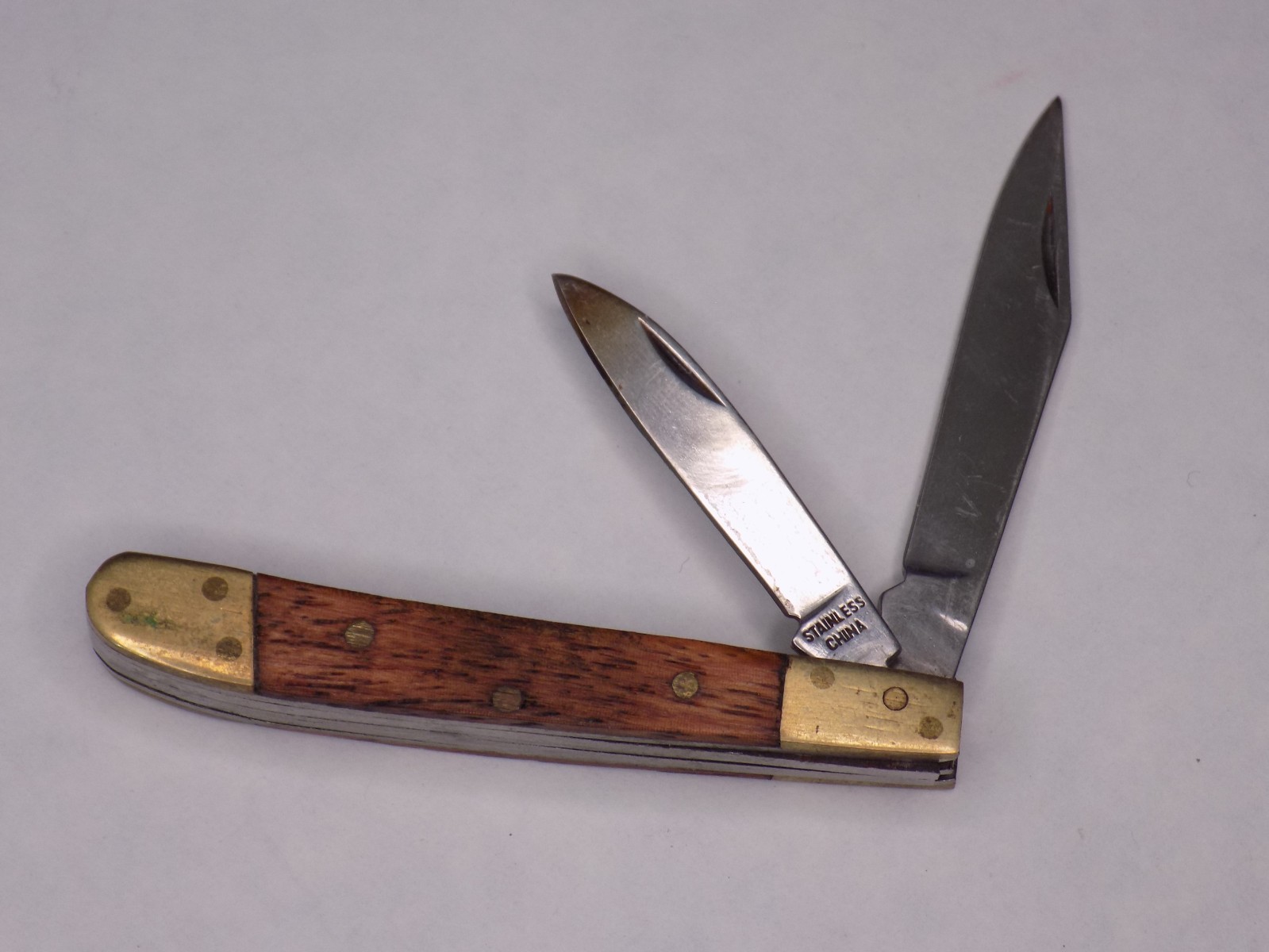 Wood Handle Pocket Knife w/ 2 Blades 2″ Stainless