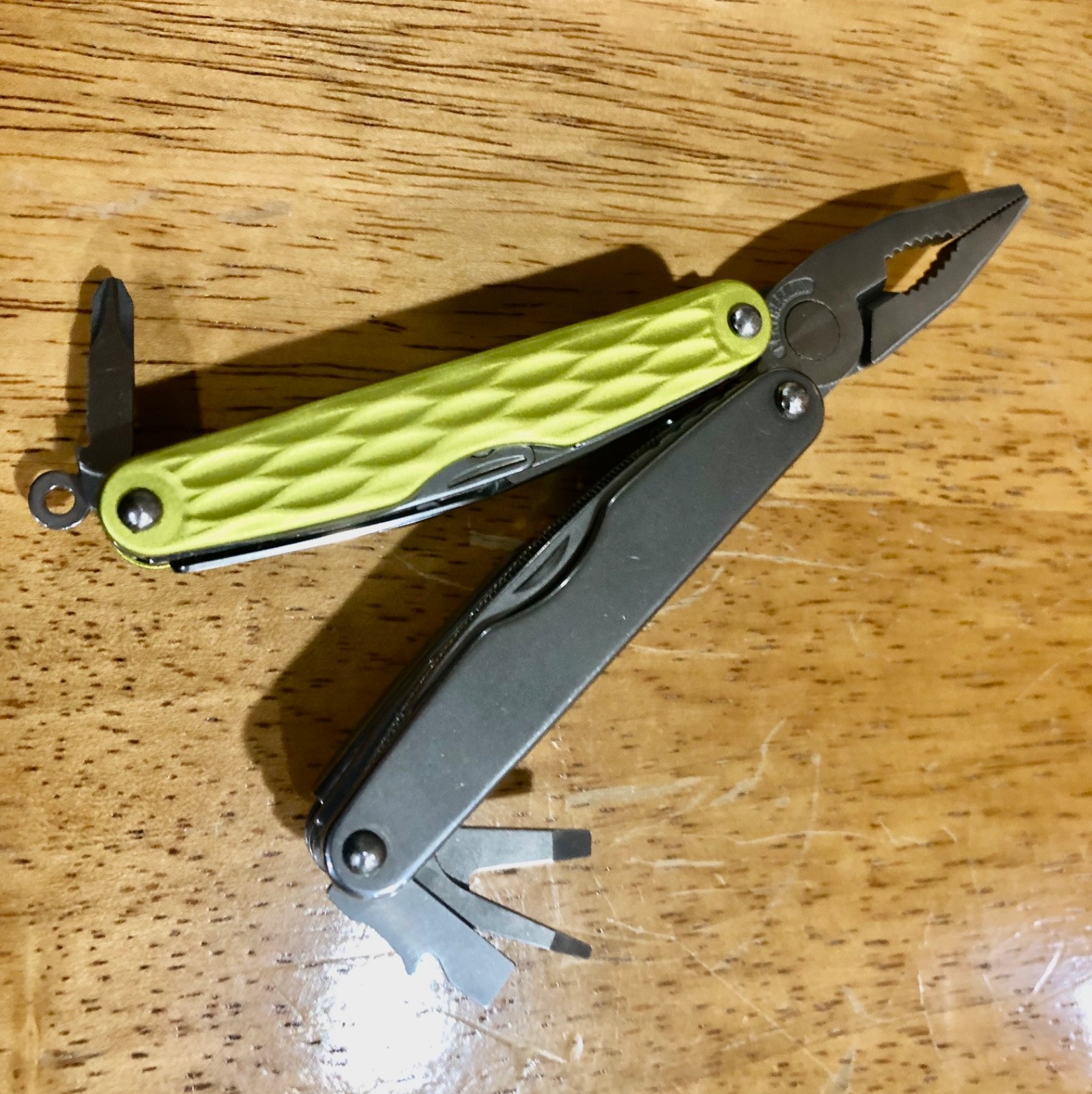 Leatherman Juice XE6 – New in Box