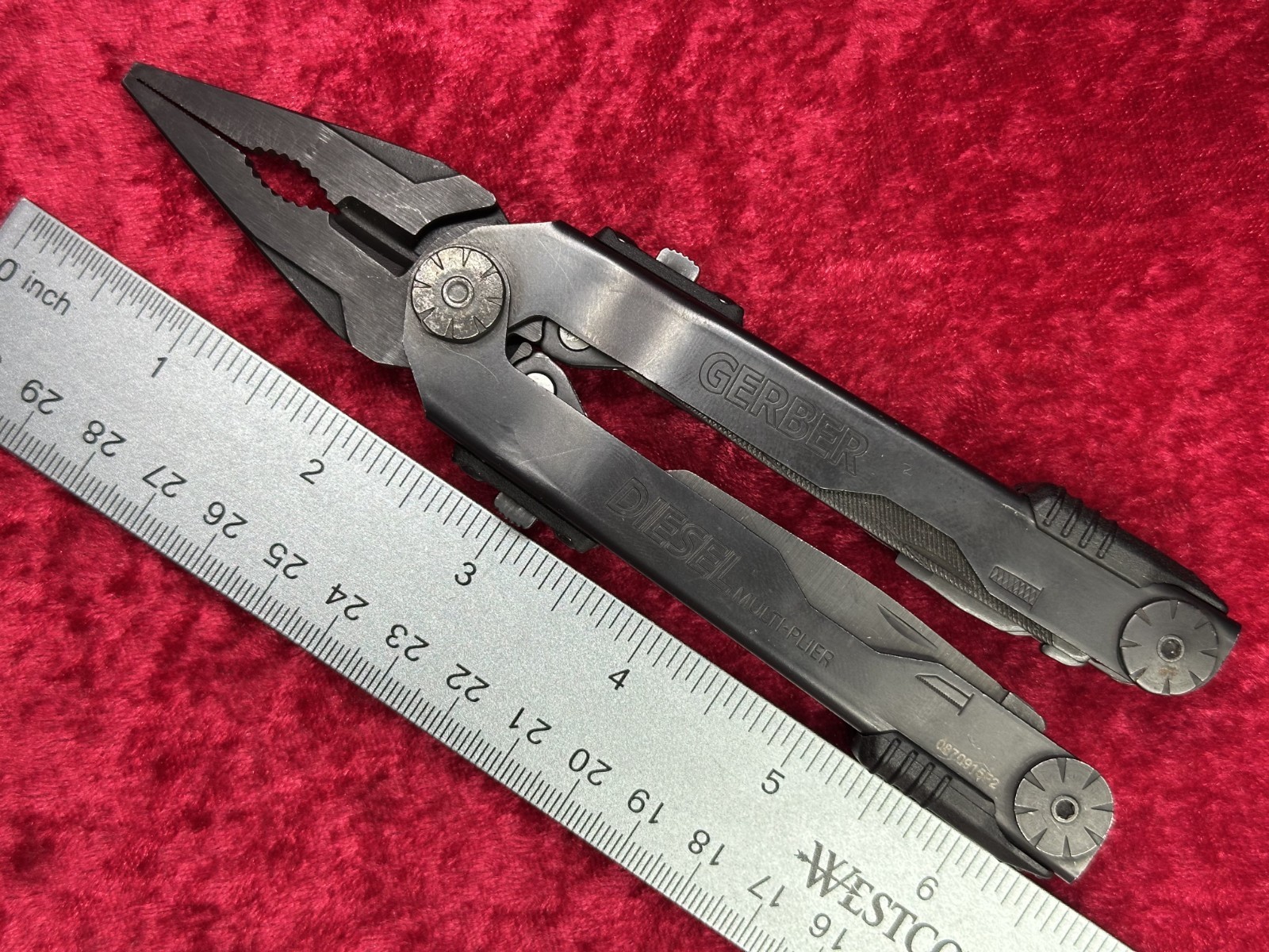Gerber Diesel Multi-Plier Black NeedleNose 12 Tool Multi-Tool w/Sheath (615)
