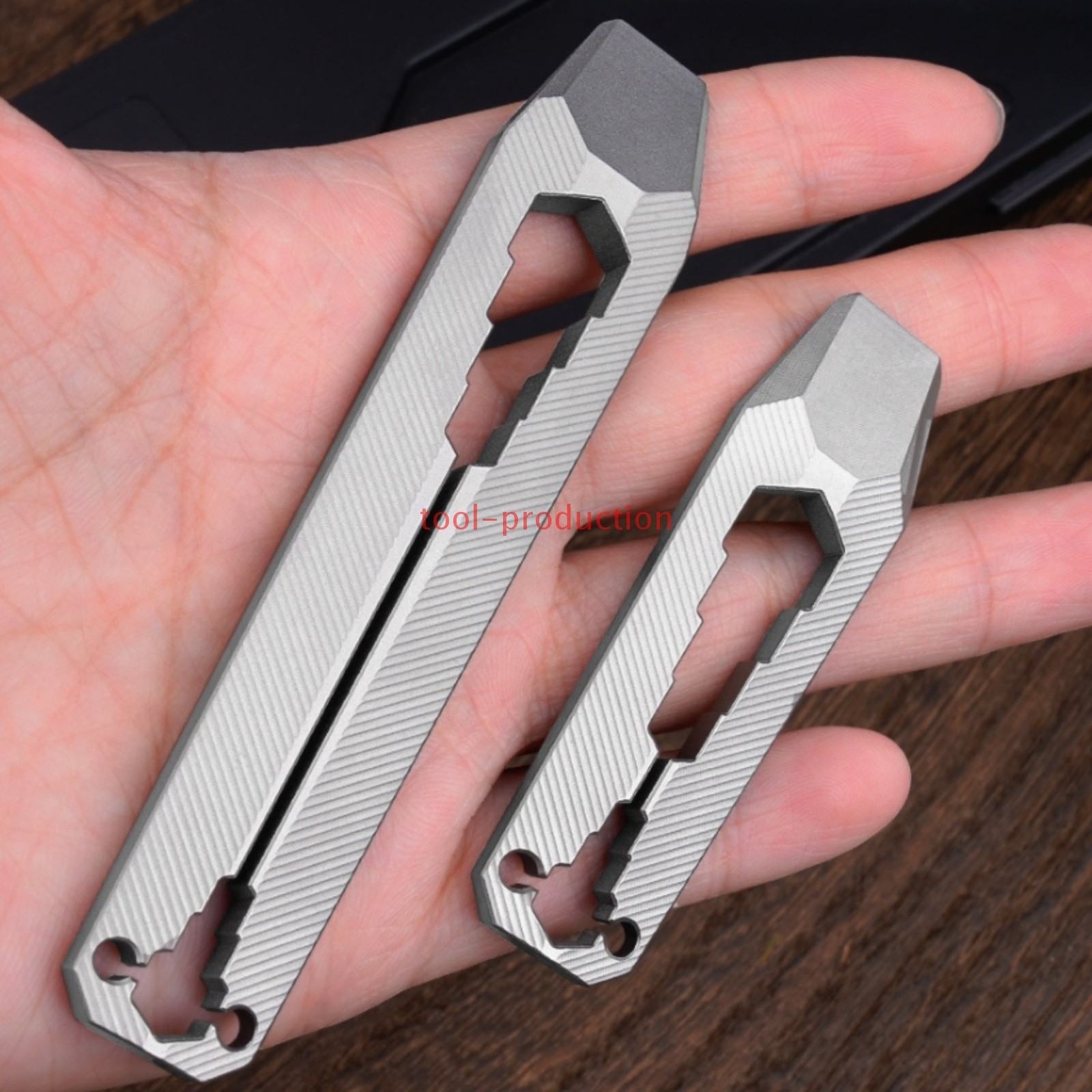Titanium EDC Mini Pry Bar Keychain Wrench Portable Pocket Tool Perfect quality