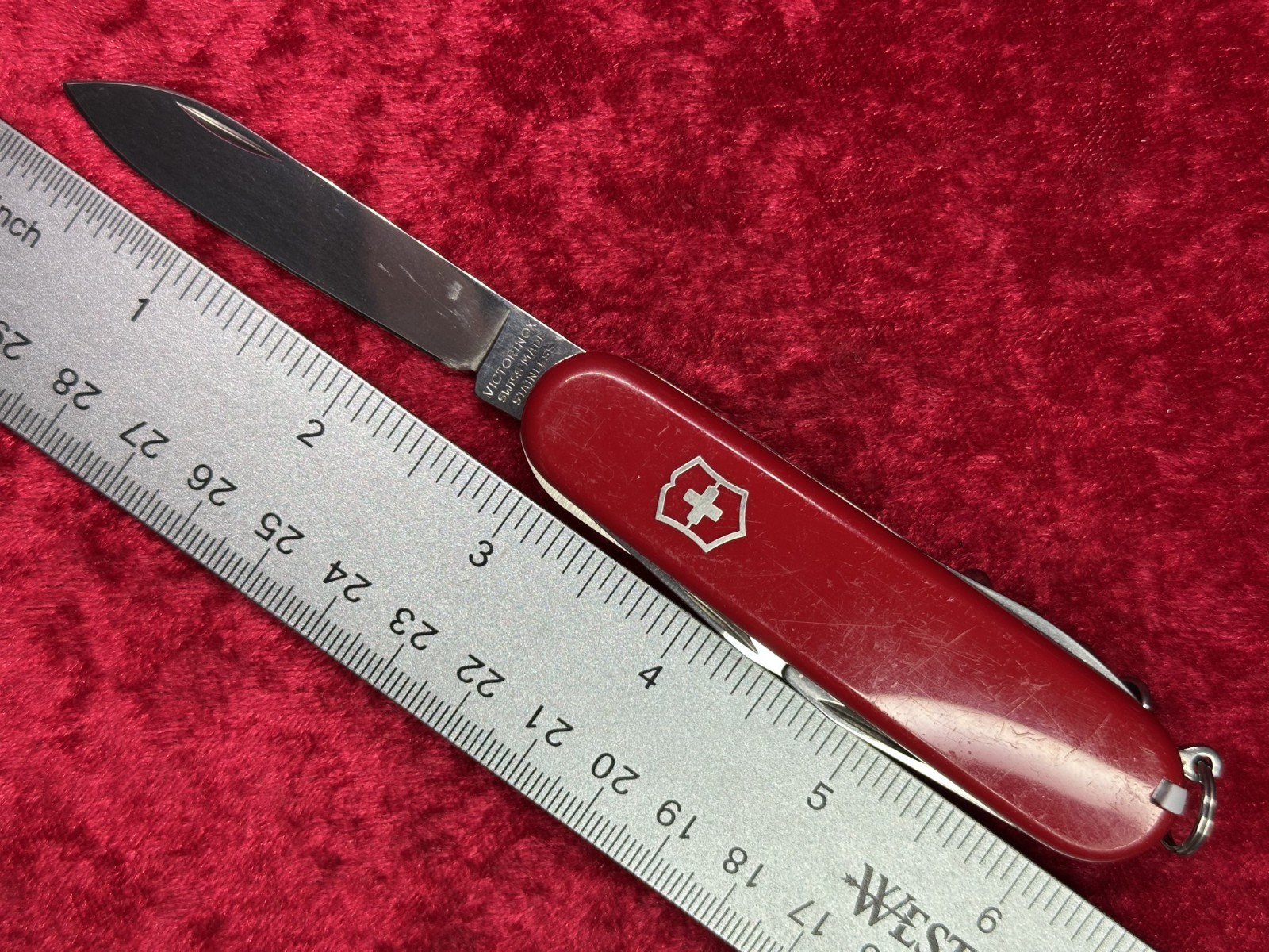 Victorinox Camper 10 Tool 3 Layer Swiss Army Knife No Sheath Random Pick (184)